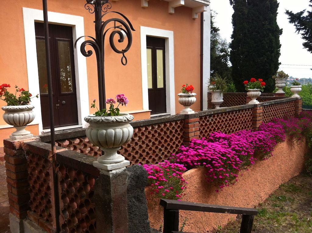 ויאגרנדה Villa Bonaccorso - Antica E Maestosa Villa Con Piscina Ai Piedi Dell'Etna חדר תמונה