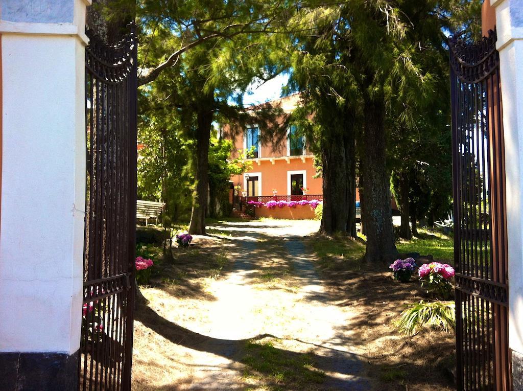 ויאגרנדה Villa Bonaccorso - Antica E Maestosa Villa Con Piscina Ai Piedi Dell'Etna מראה חיצוני תמונה