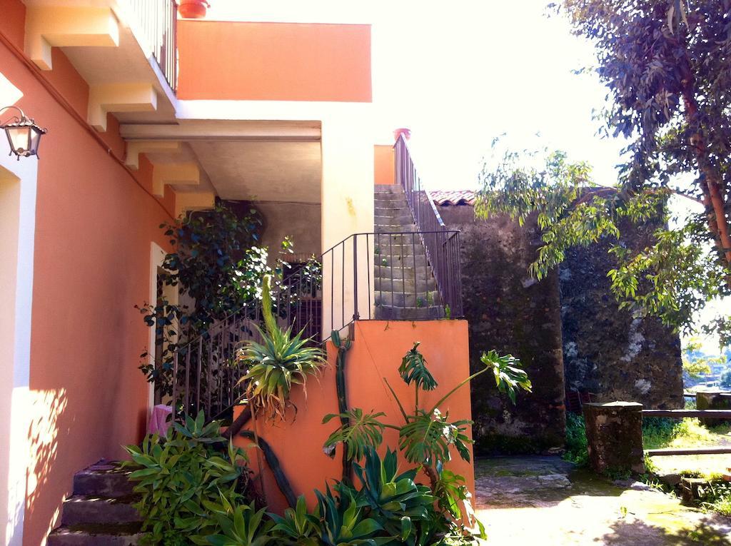 ויאגרנדה Villa Bonaccorso - Antica E Maestosa Villa Con Piscina Ai Piedi Dell'Etna מראה חיצוני תמונה