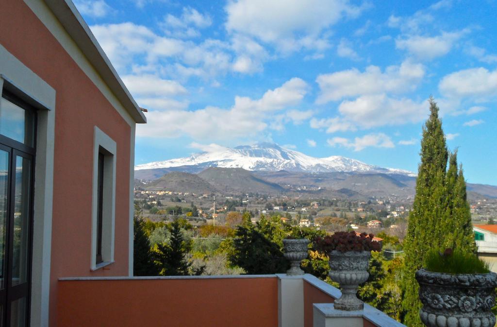 ויאגרנדה Villa Bonaccorso - Antica E Maestosa Villa Con Piscina Ai Piedi Dell'Etna חדר תמונה