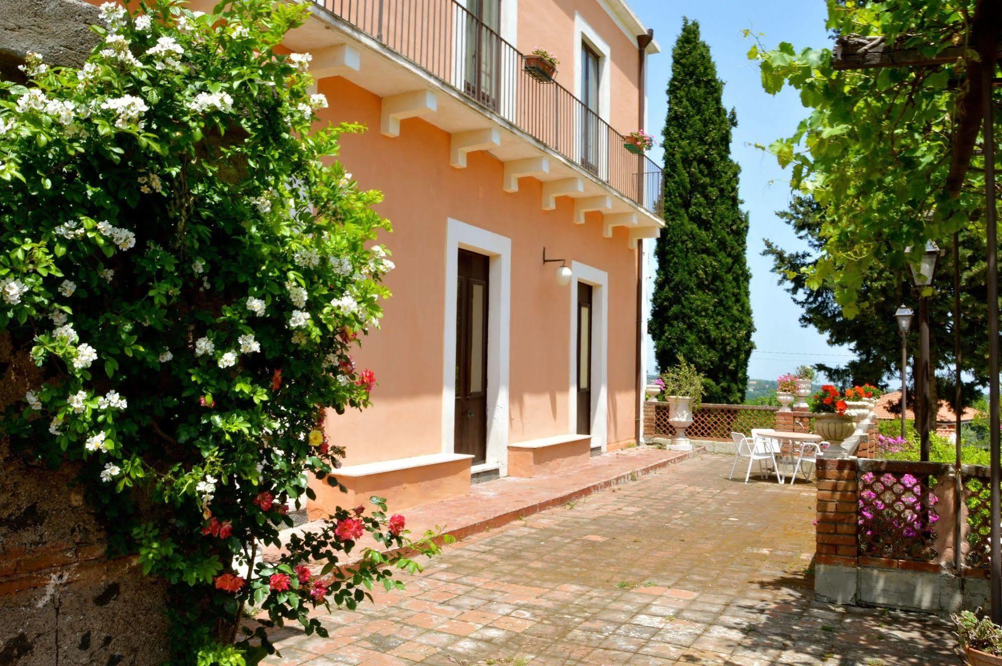 ויאגרנדה Villa Bonaccorso - Antica E Maestosa Villa Con Piscina Ai Piedi Dell'Etna מראה חיצוני תמונה